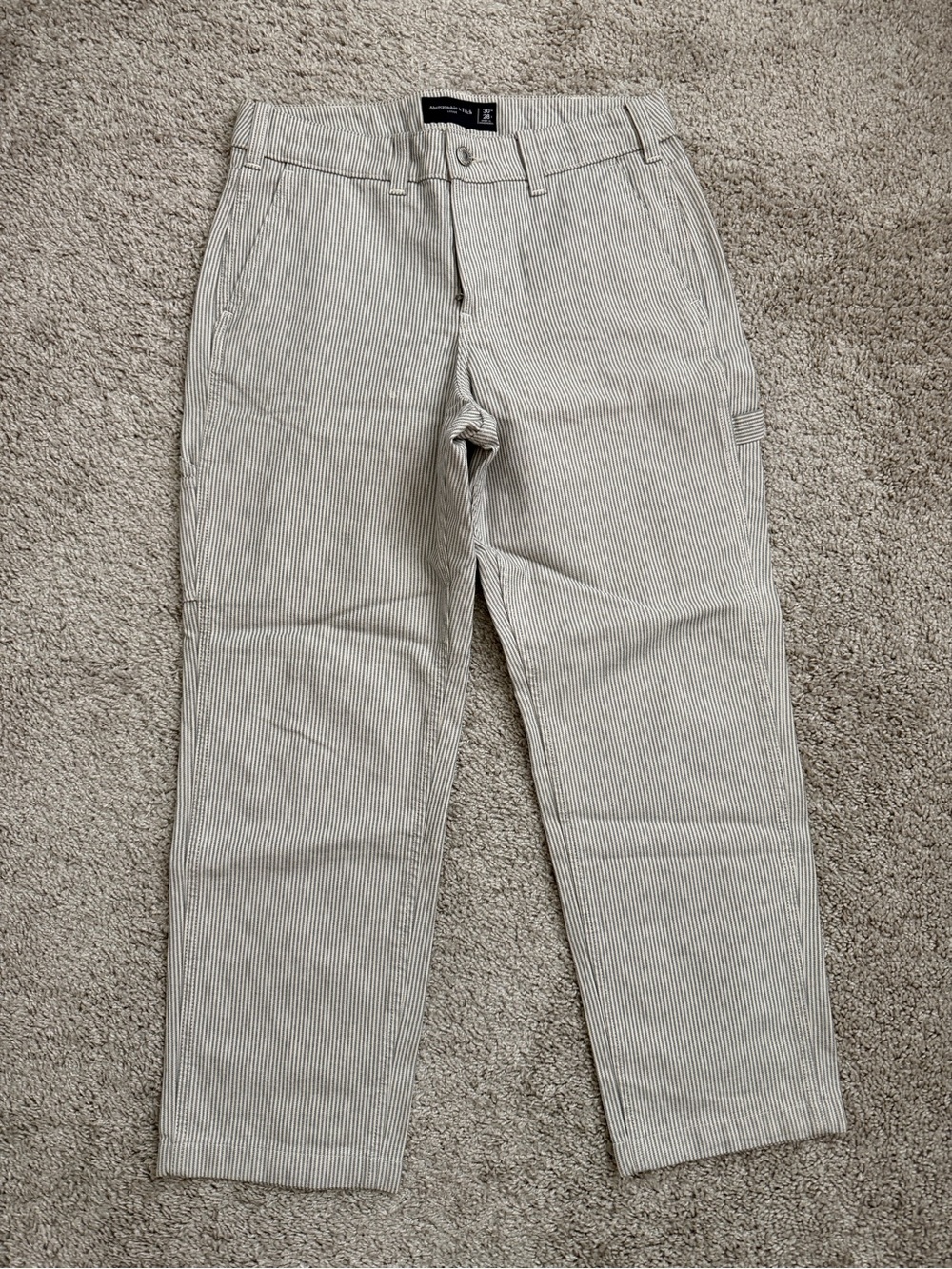 Abercrombie & Fitch Men's Thin-Strip loose fit carpenter Pants  30x28